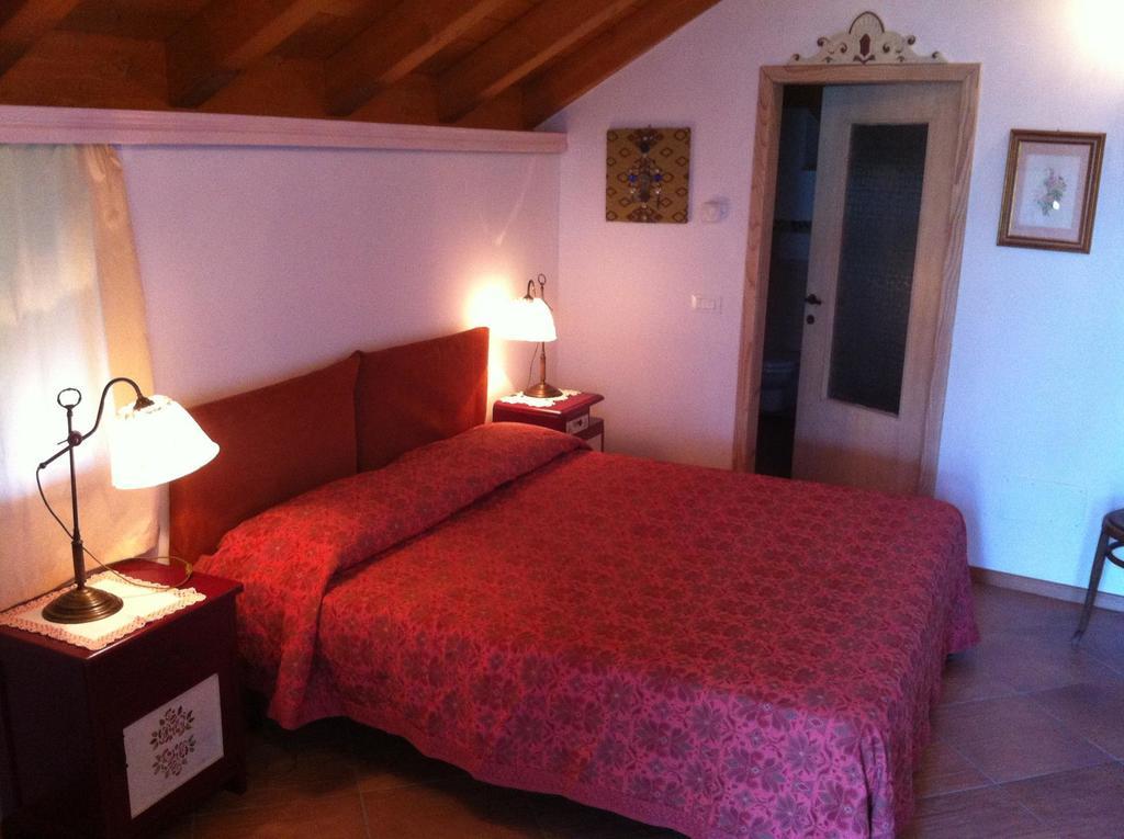 B&B Alba Sul Lago Перджине Валсугана Стая снимка